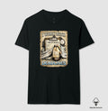 Camiseta Algodão Peruano I Work With Deadlines | Humor Forense