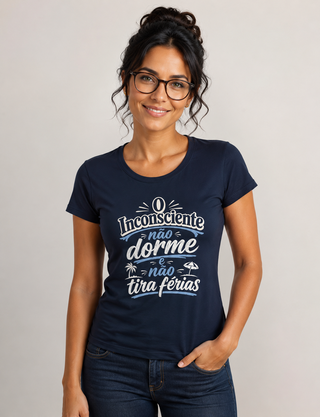 Camiseta "O Inconsciente Não Dorme e Não Tira Férias"