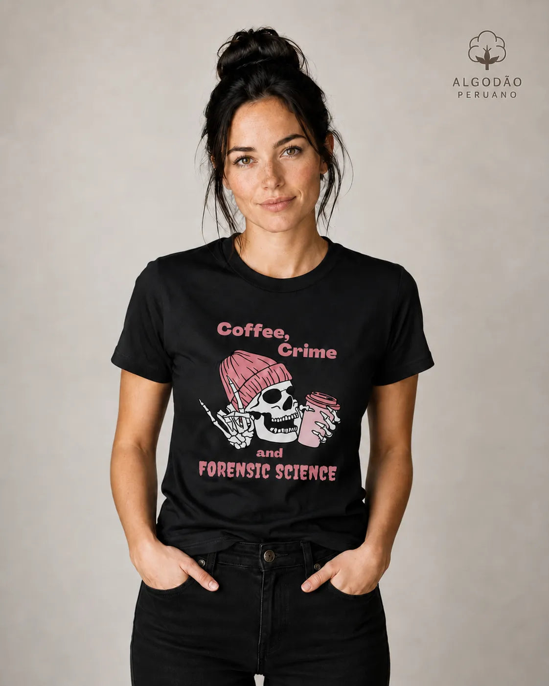 Camiseta Algodão Peruano "Coffee, Crime & Forensic Science" | A Tríade da Sobrevivência
