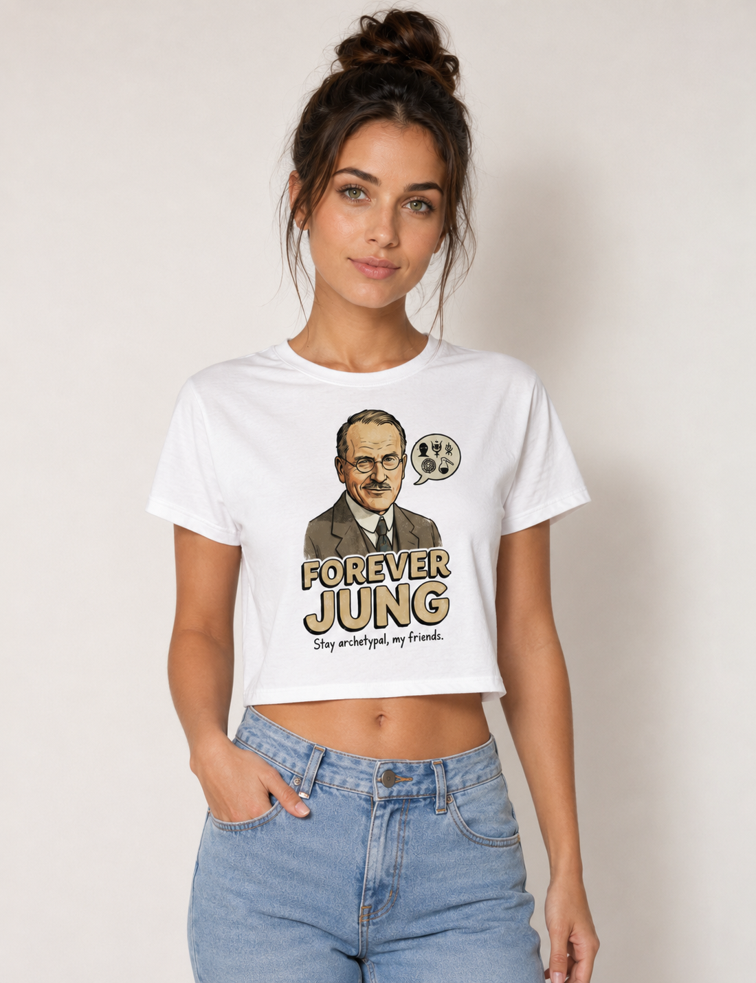 Camiseta Cropped Psicanalítica Carl Jung - Forever Jung (Archetypal) | Pop Art Vintage