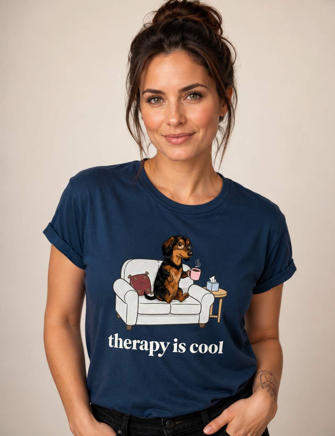 Camiseta 'Therapy is Cool' Cachorro Salsicha | Saúde Mental