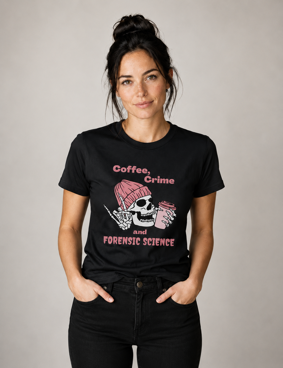 Camiseta "Coffee, Crime & Forensic Science" | A Tríade da Sobrevivência