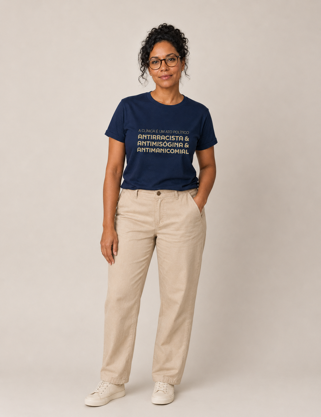 Camiseta "A Clínica é um Ato Político" | Antirracista, Antimisógina e Antimanicomial
