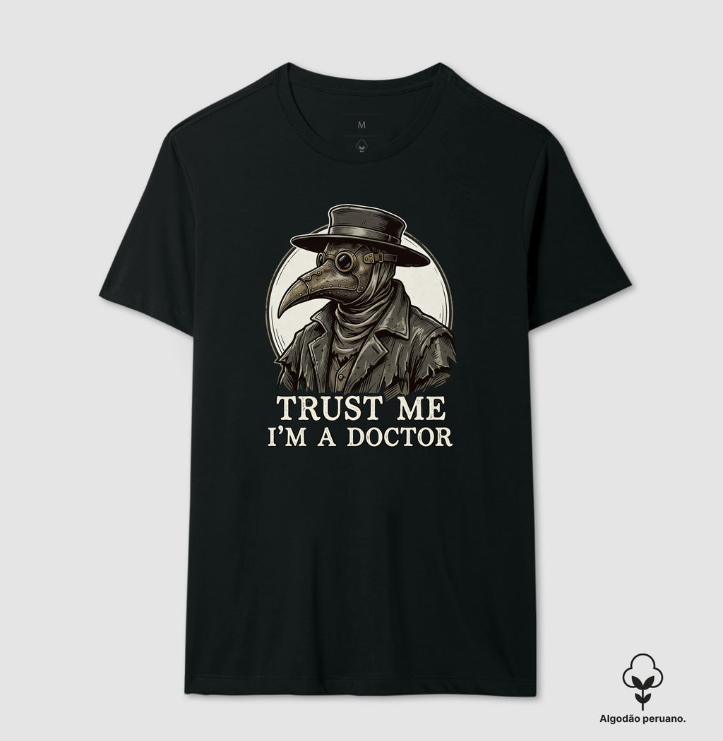 Camiseta Algodão Peruano Medicina Legal "Plague Doctor" | O Último Diagnóstico